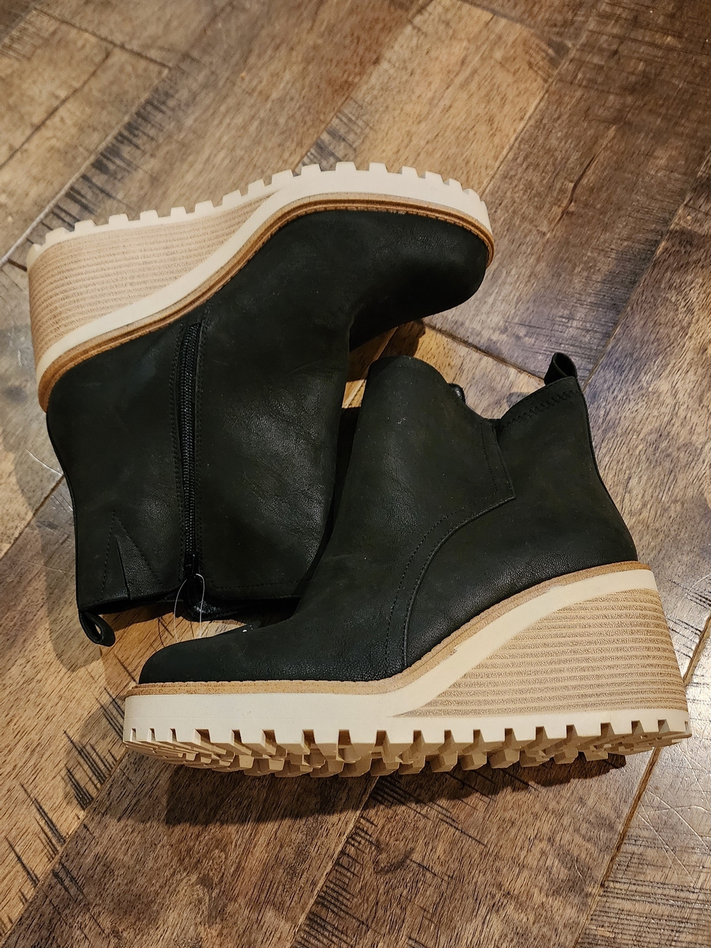 Torrid Wedge Ankle Boot in Black Size 9.5WW
